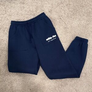 White fox lounge sweats